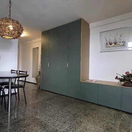 Apartamento Privativo Em No Meireles Fortaleza (Ceara)